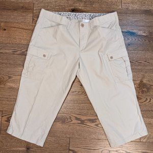Women's Dockers Khaki Capri Pants Size 14
